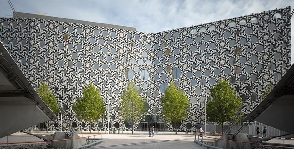 Ravensbourne scholarships and financial support